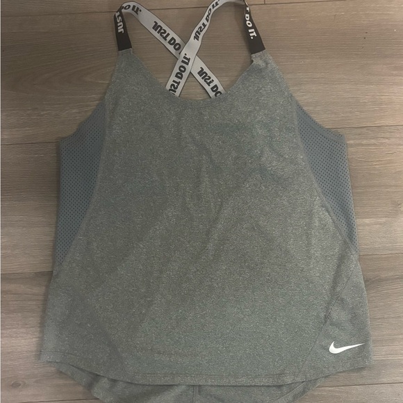Nike Tops - Nike Heather Gray Athletic Tank